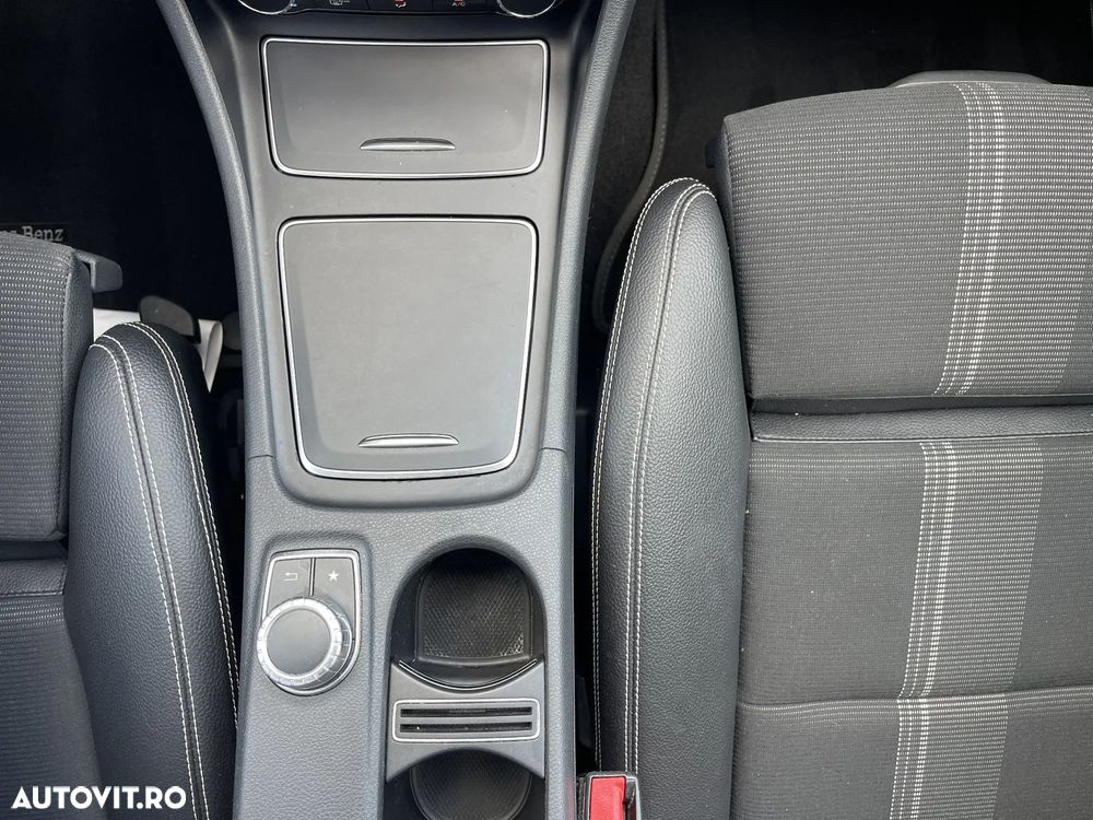 Mercedes-Benz A 180 d 7G-DCT Urban - 14