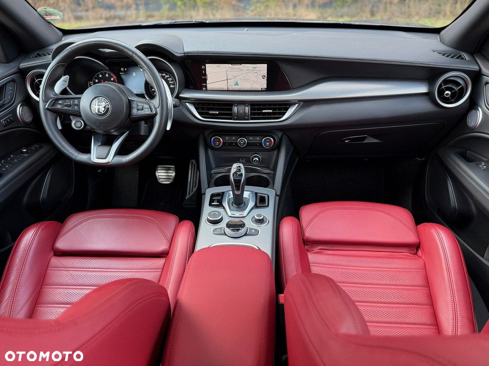 Alfa Romeo Stelvio 2.0 Turbo 16V AT8-Q4 Super - 6