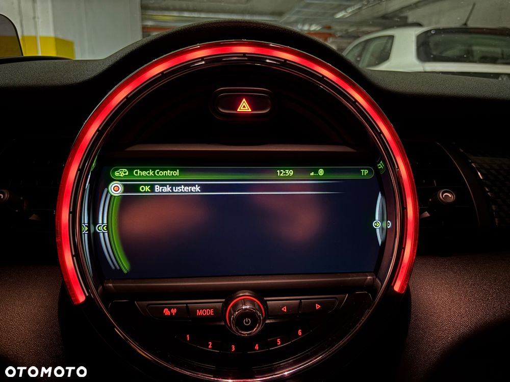 MINI John Cooper Works - 5