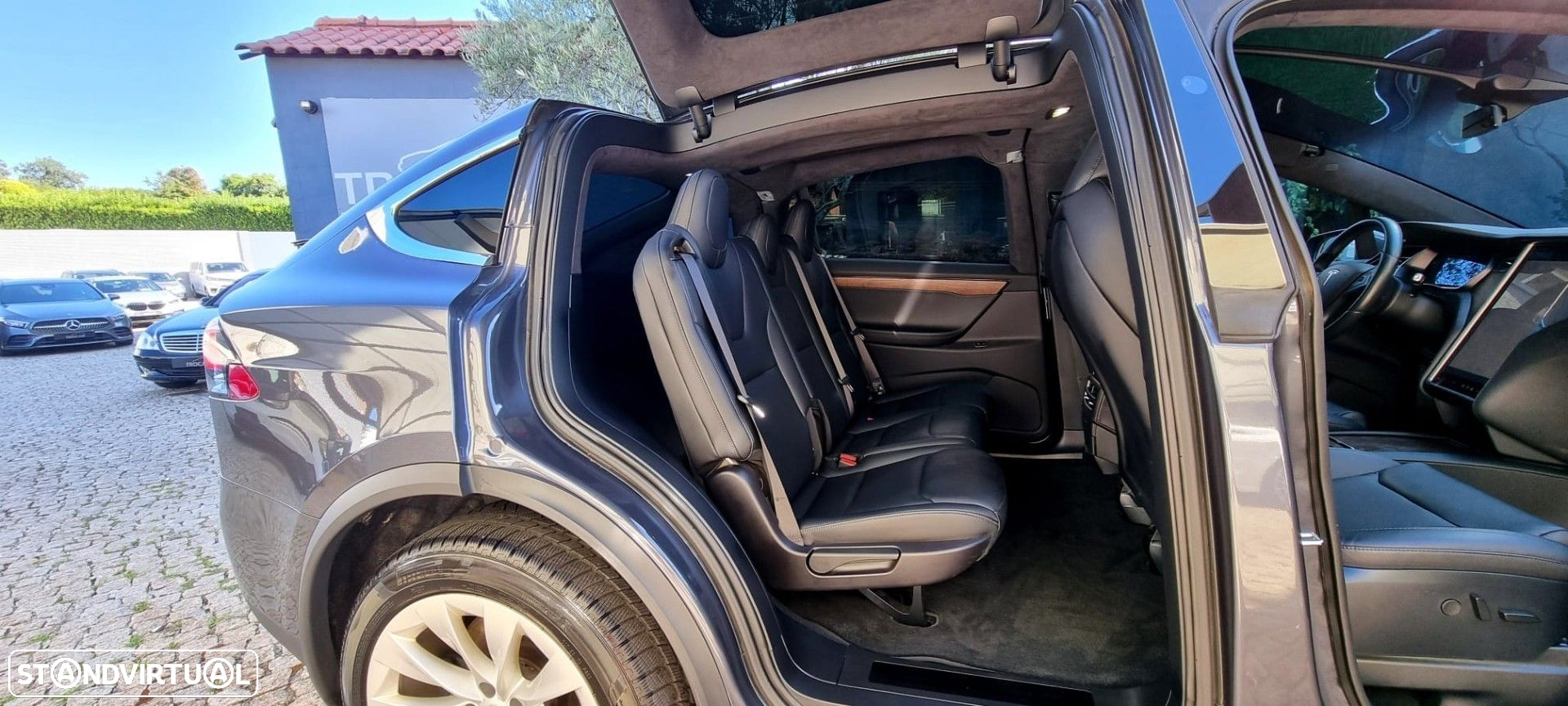 Tesla Model X Long Range - 27
