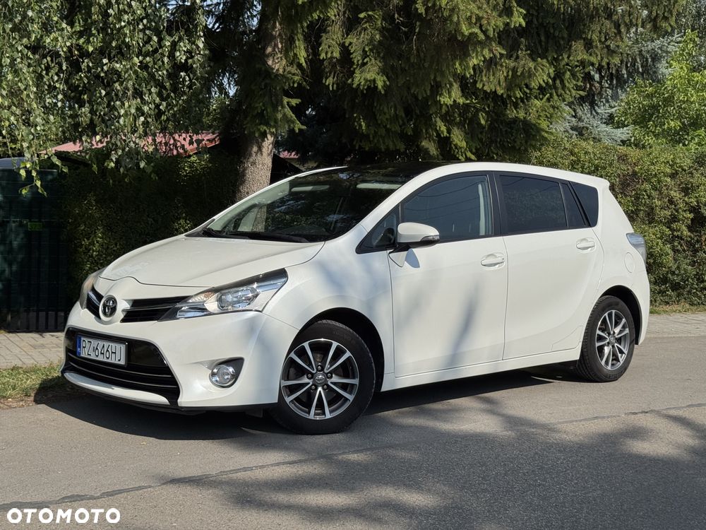 Toyota Verso - 8