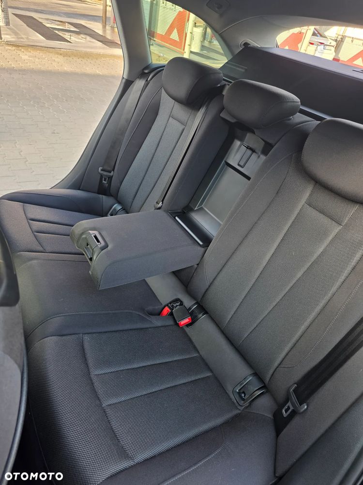 Audi A4 Avant - 15