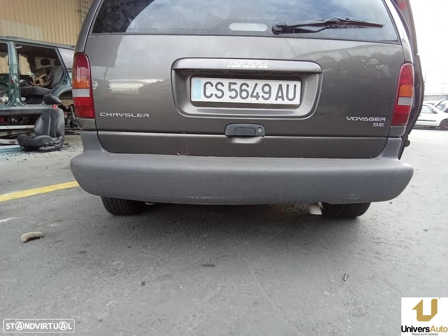PARA-CHOQUES TRASEIRO CHRYSLER VOYAGER / GRAND VOYAGER III 1999 - - 6
