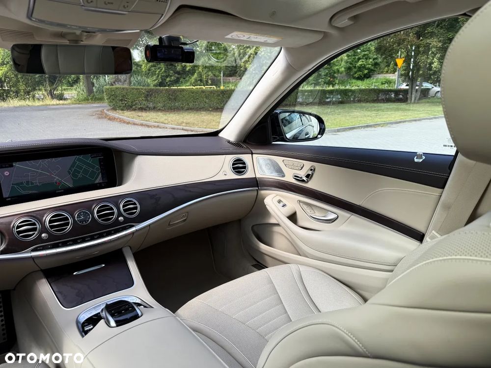 Mercedes-Benz Klasa S 400 d 4-Matic L 9G-TRONIC - 11