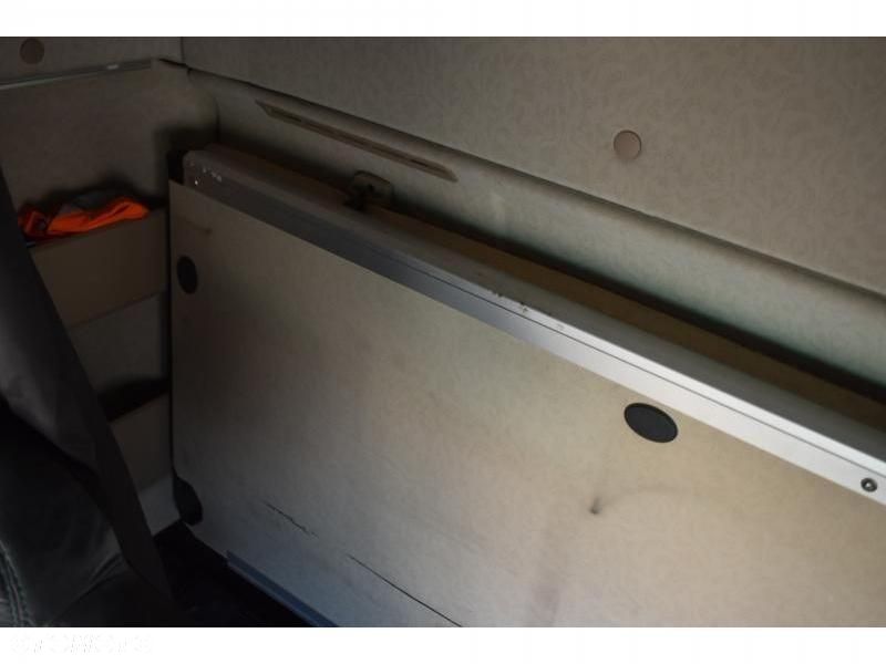 Mercedes-Benz Actros - 29