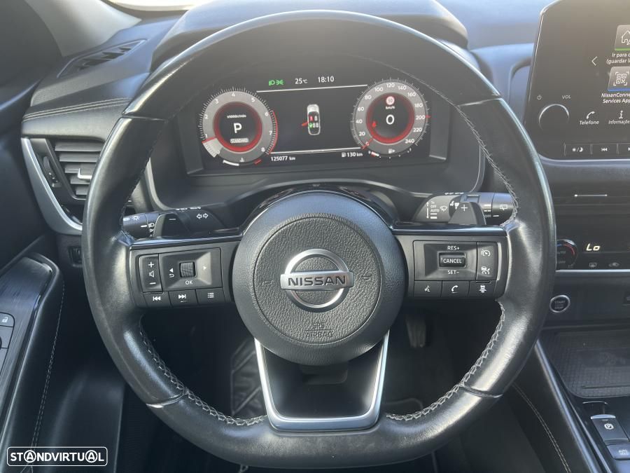 Nissan Qashqai 1.3 DIG-T N-Connecta Xtronic - 26