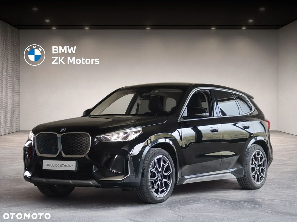 BMW iX - 1
