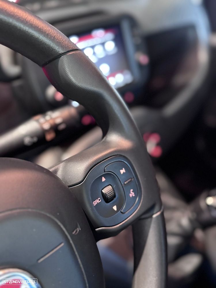 Fiat Panda 1.0 Hybrid City Cross - 31