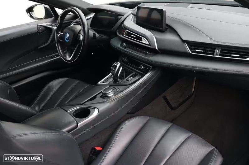 BMW i8 - 6
