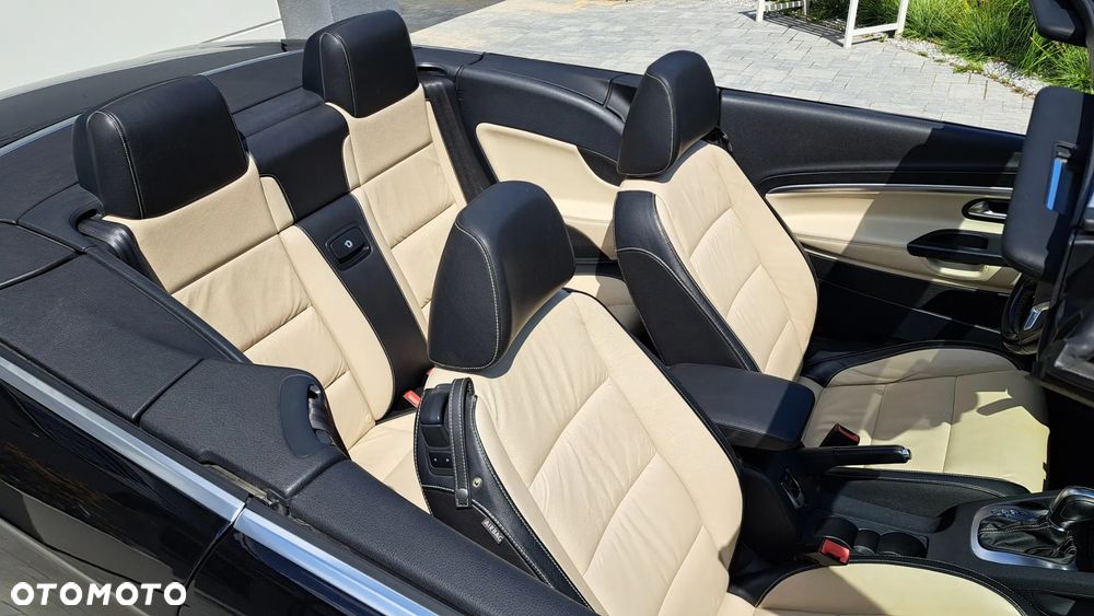 Volkswagen Eos - 8