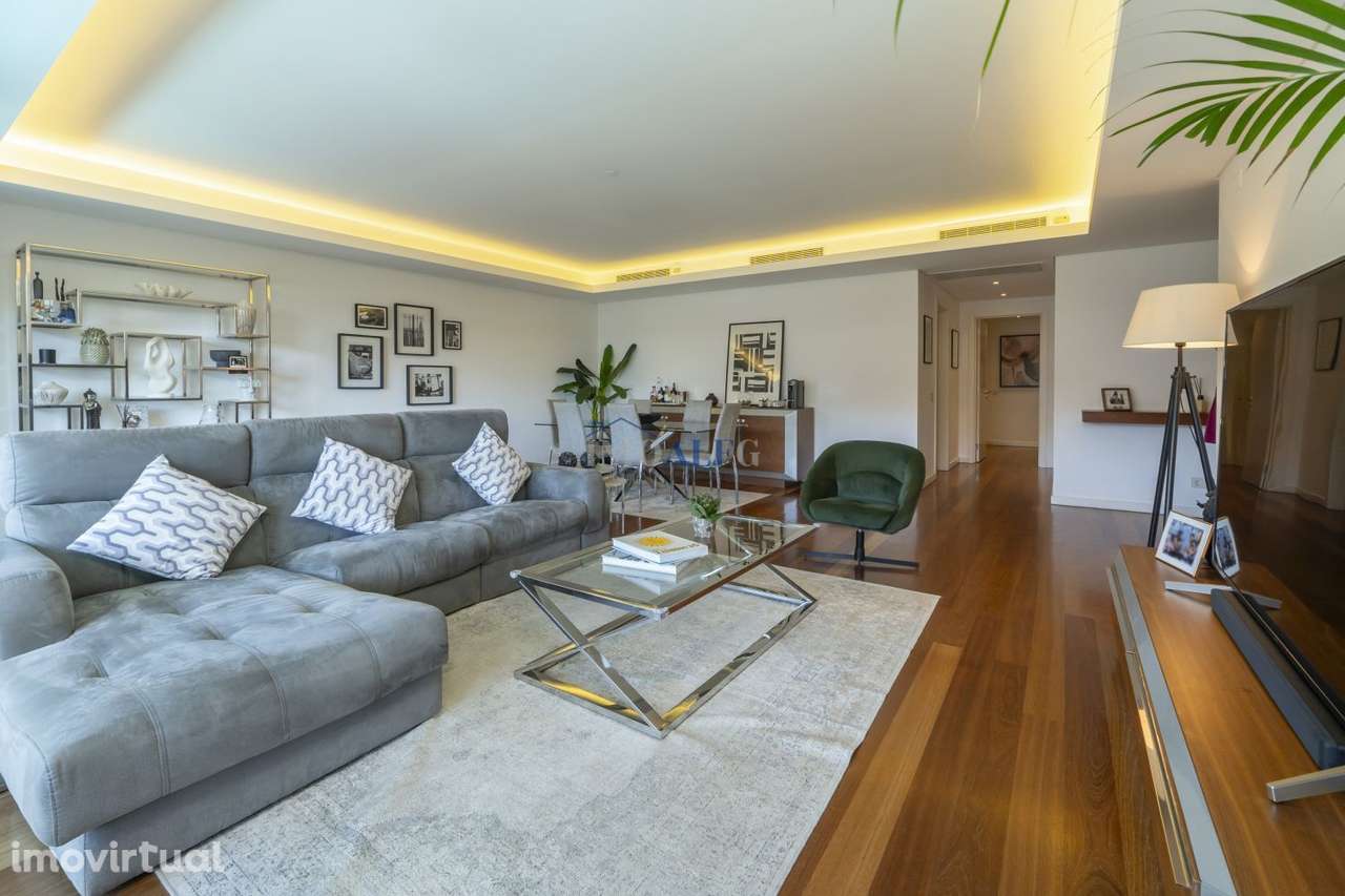 Apartamento no Condomínio Garden Residence, com piscina - Grande imagem: 3/44