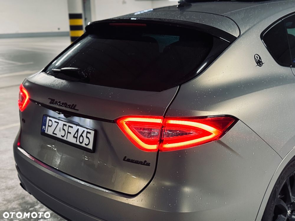 Maserati Levante S Q4 GranLusso - 15