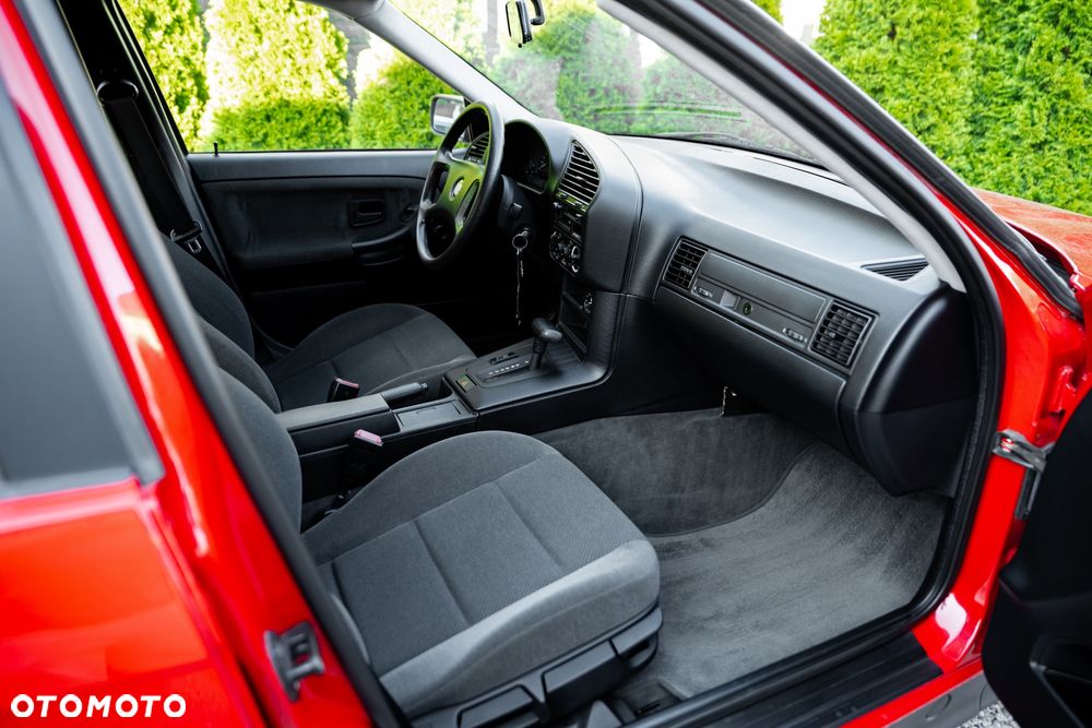 BMW Seria 3 - 23