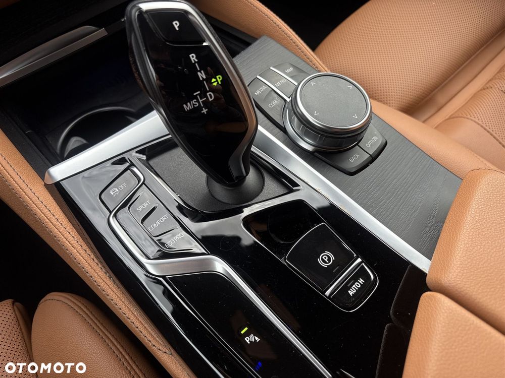 BMW Seria 5 - 18