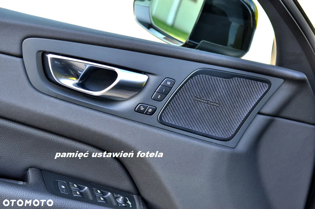 Volvo XC 60 B5 D AWD Geartronic Inscription - 22
