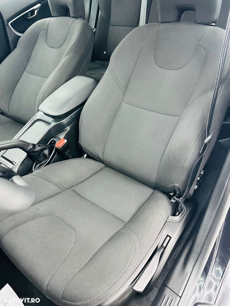 Volvo V40 D2 DRIVe Kinetic - 20