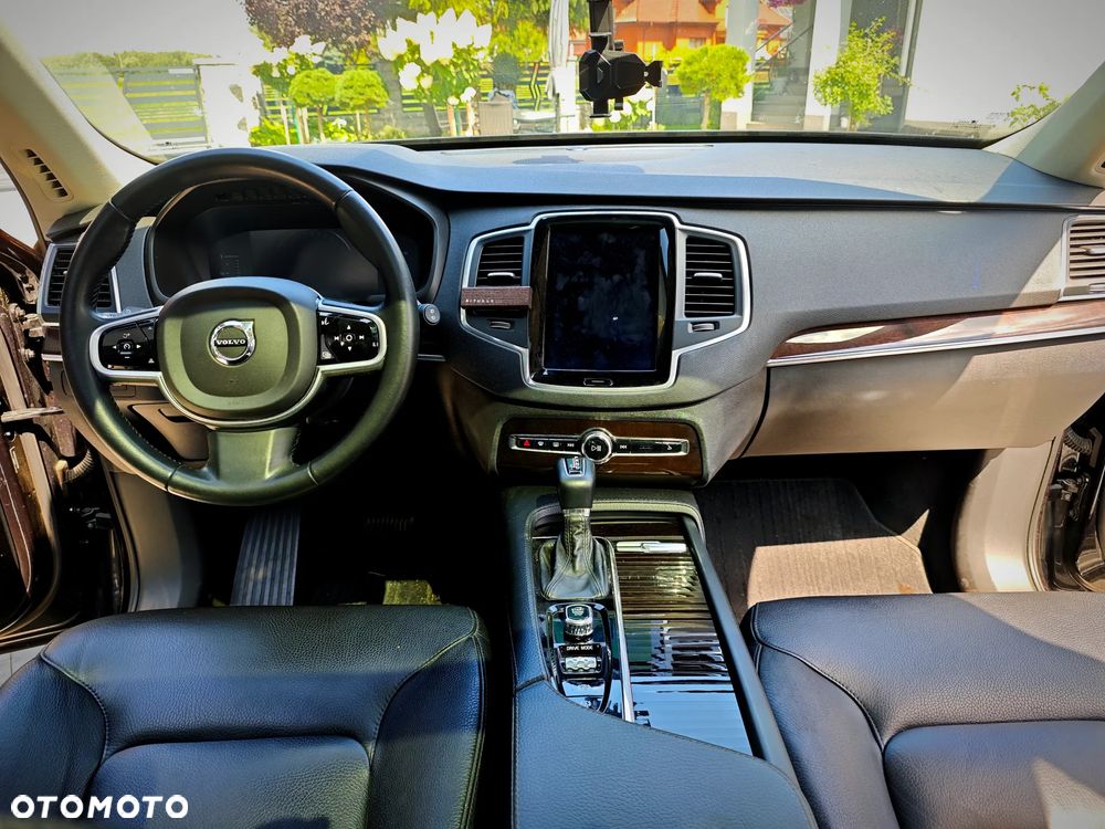 Volvo XC 90 T5 AWD Momentum 7os - 10