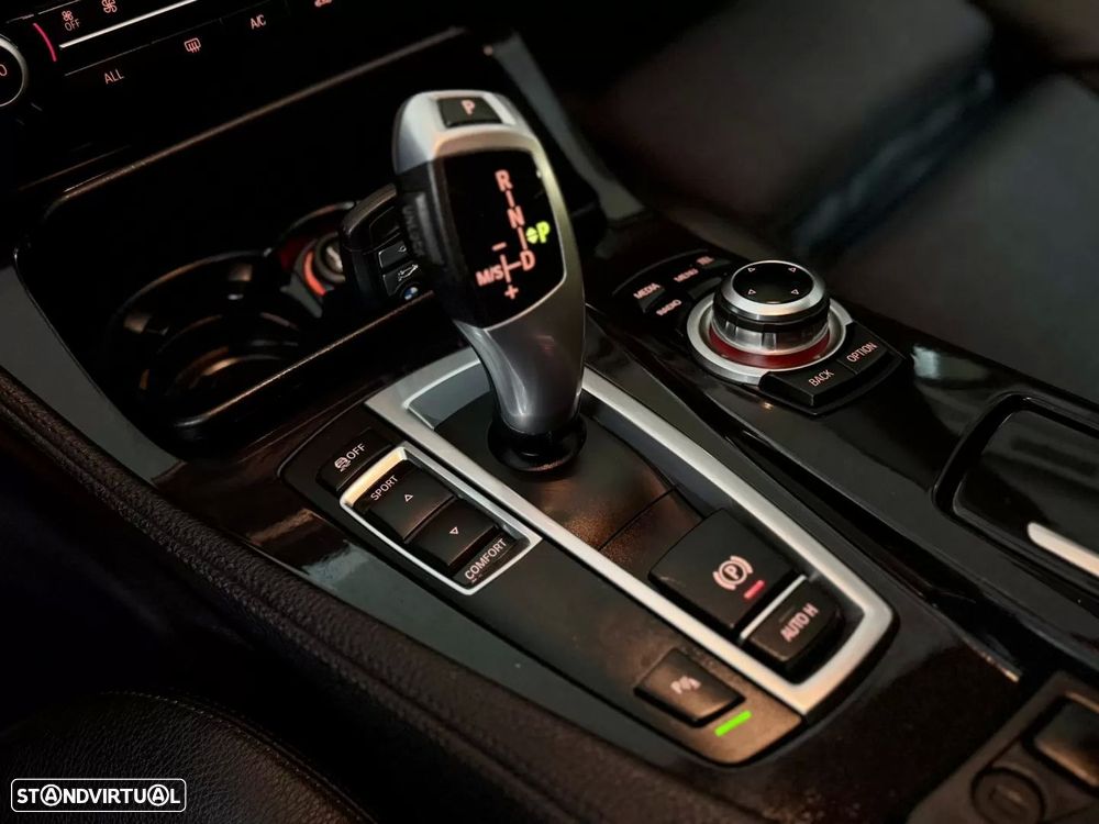 BMW 520 d Pack M Auto - 41