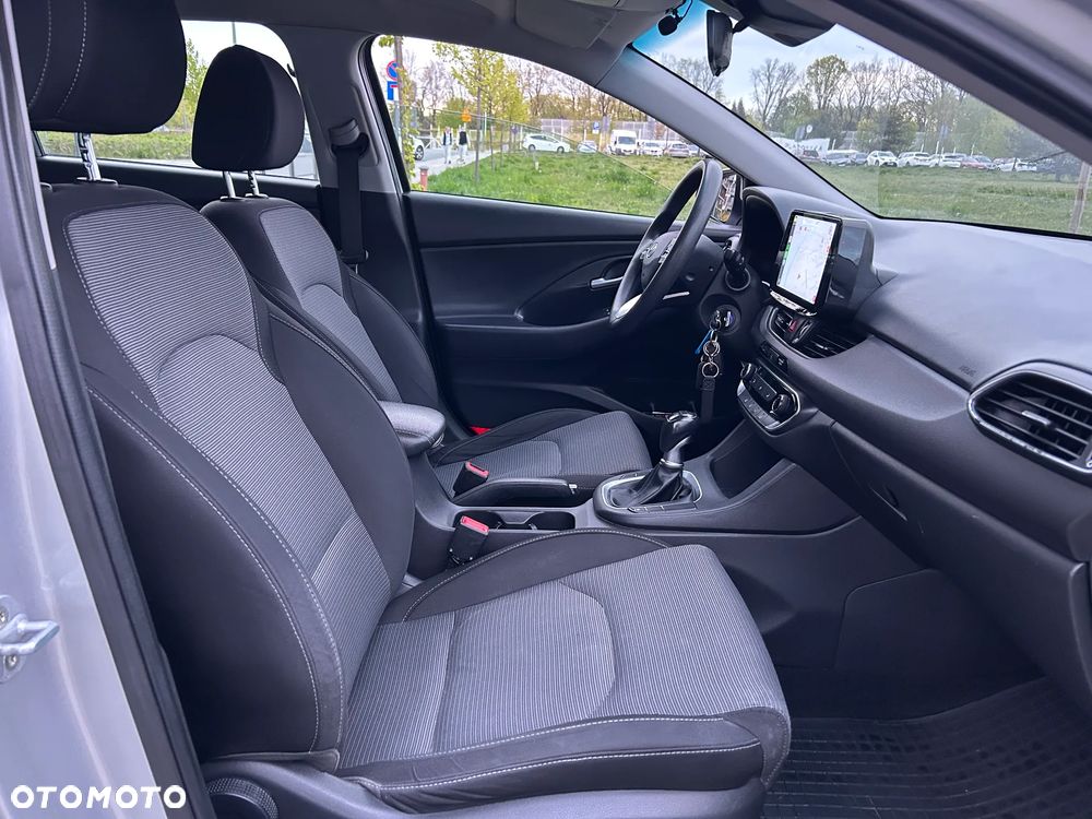 Hyundai i30 1.4 Classic + - 8