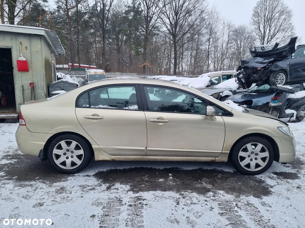 HONDA CIVIC VIII 8 06-11 2008 r. SEDAN YR-566M drzwi prawy tył PT * - 1