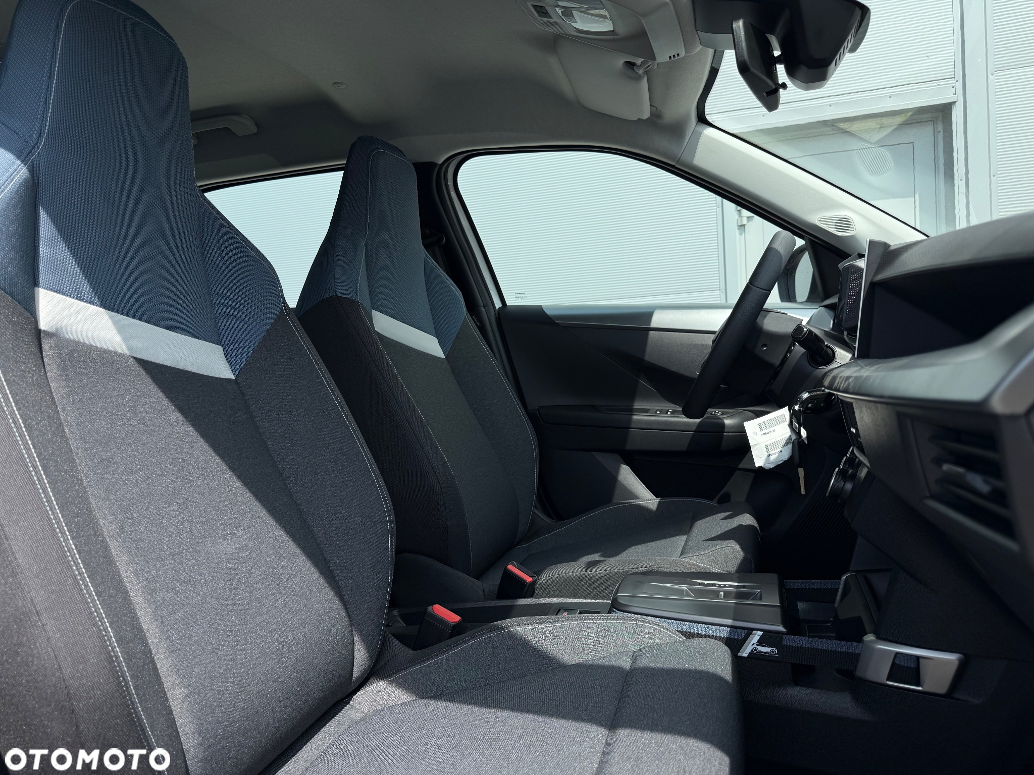 Opel Frontera 1.2 T mHEV Edition eDTC6 - 16