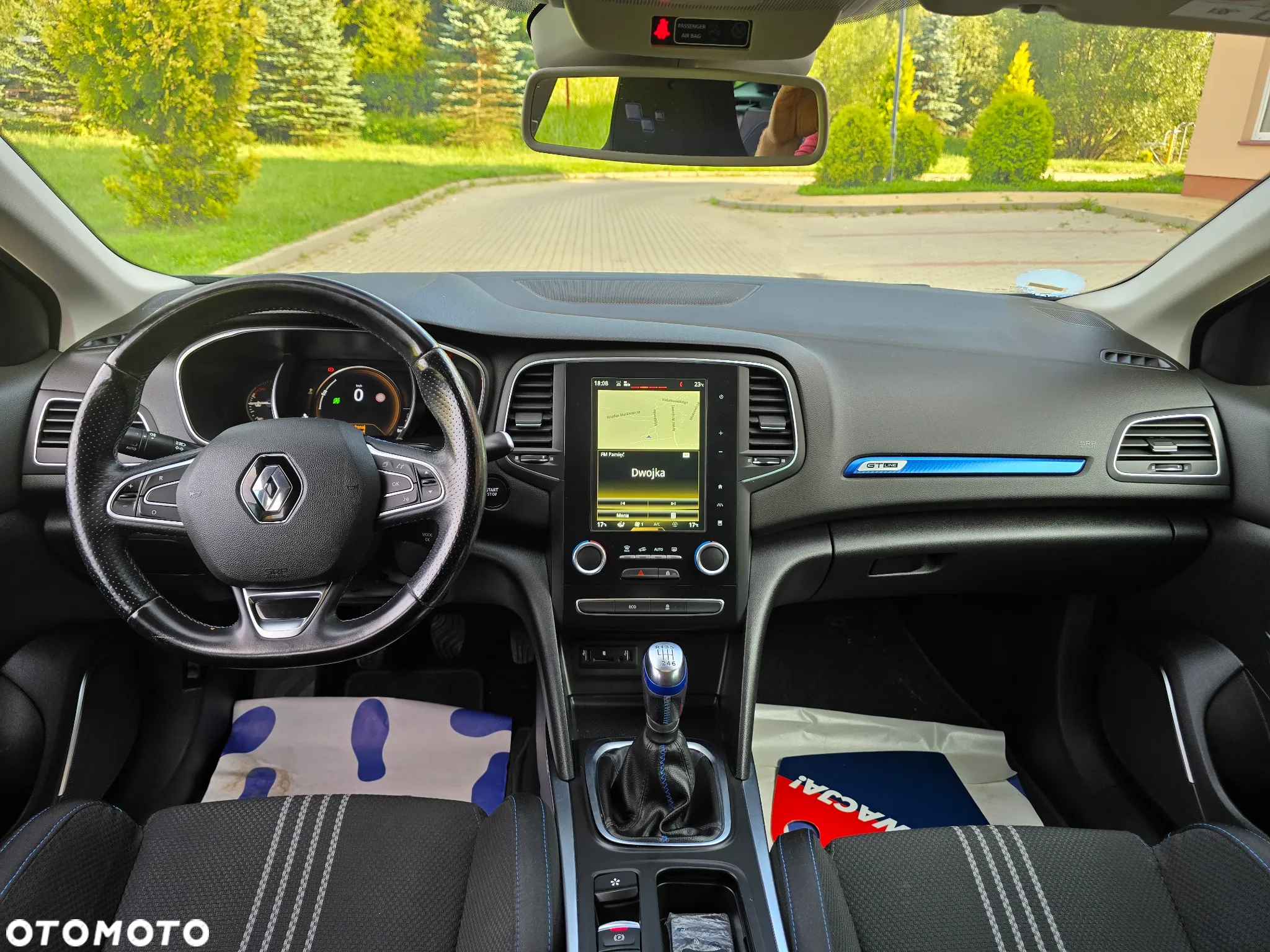 Renault Megane Grandtour ENERGY TCe 130 GT LINE - 28