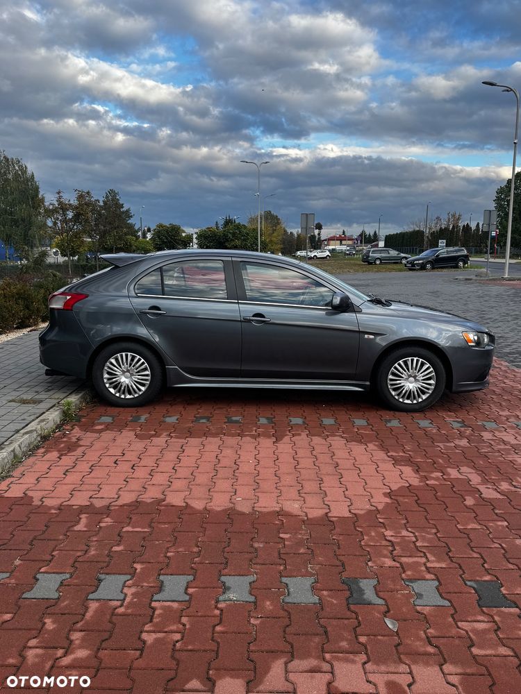 Mitsubishi Lancer - 5