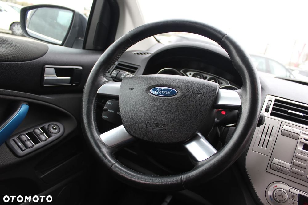 Ford Kuga 2.0 TDCi Trend FWD - 24