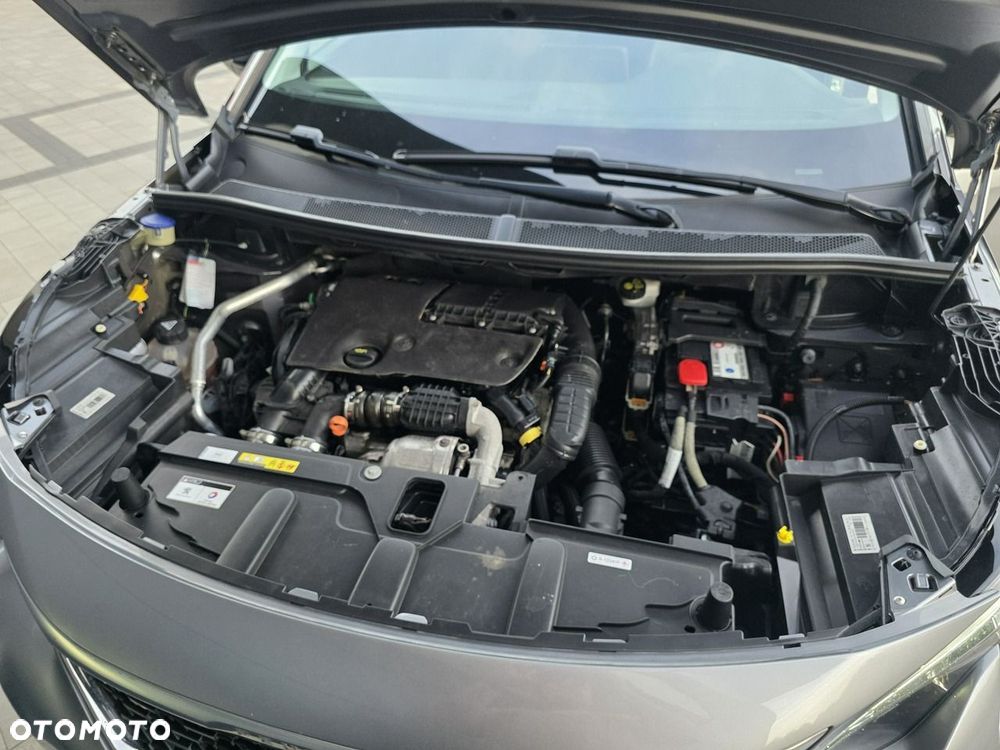Peugeot 3008 1.6 BlueHDi Allure S&S - 17