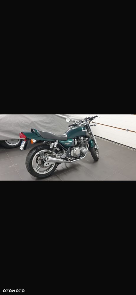 Kawasaki Zephyr - 2