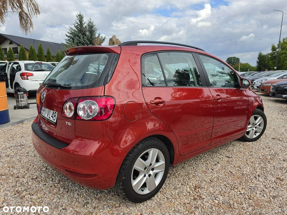 Volkswagen Golf Plus - 24