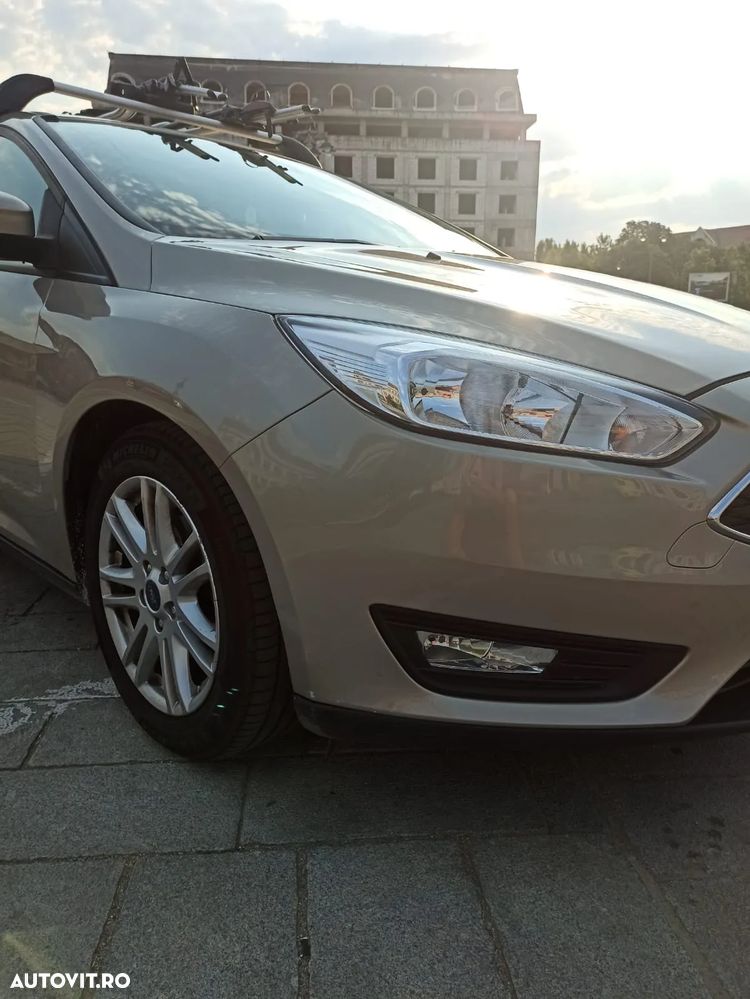 Ford Focus 1.0 EcoBoost Titanium - 23