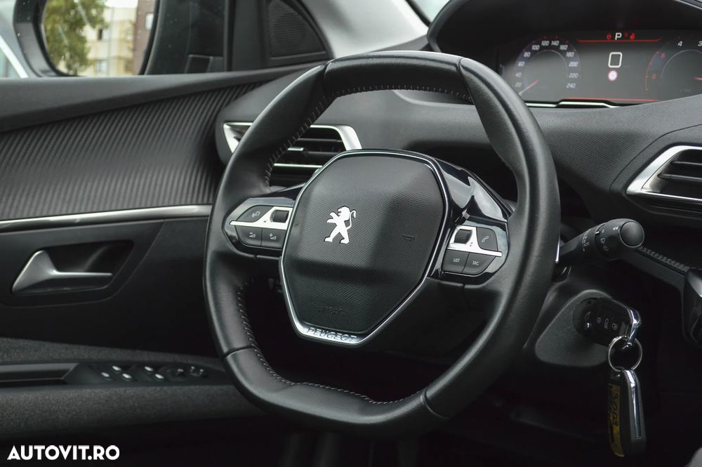 Peugeot 3008 BlueHDi 130 Stop & Start EAT8 Active - 30