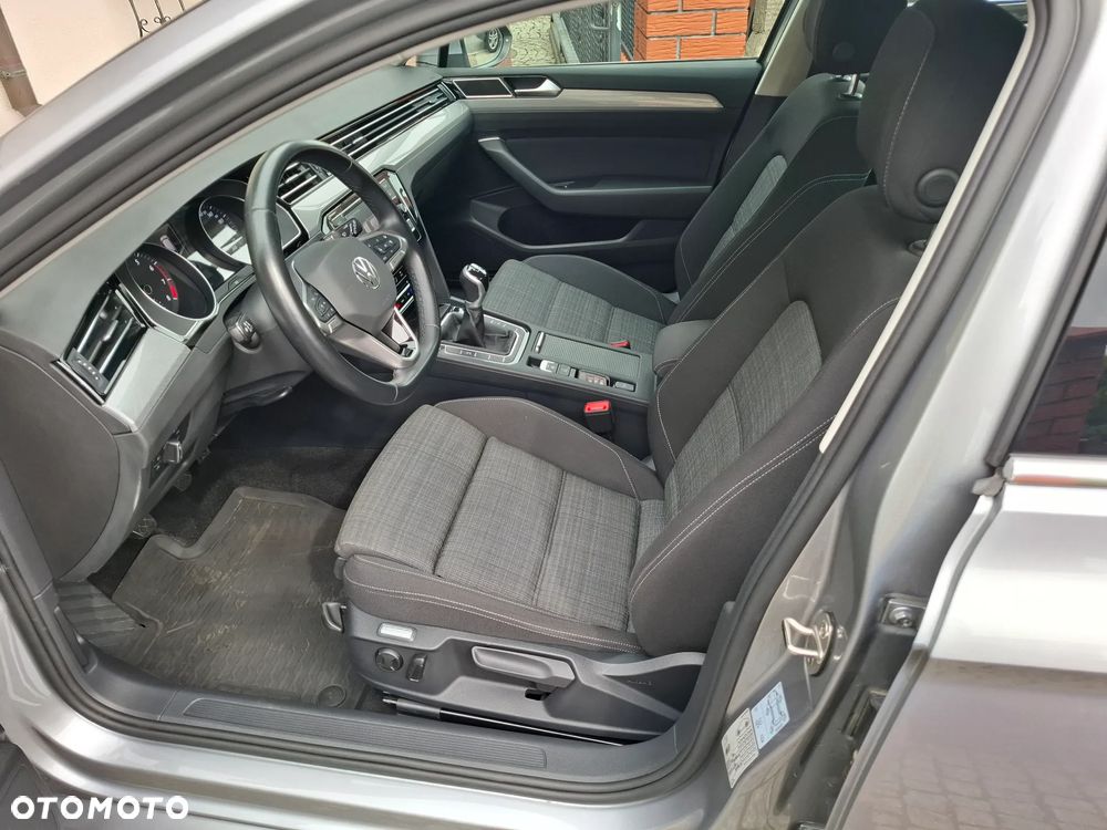 Volkswagen Passat 1.5 TSI EVO Business - 16