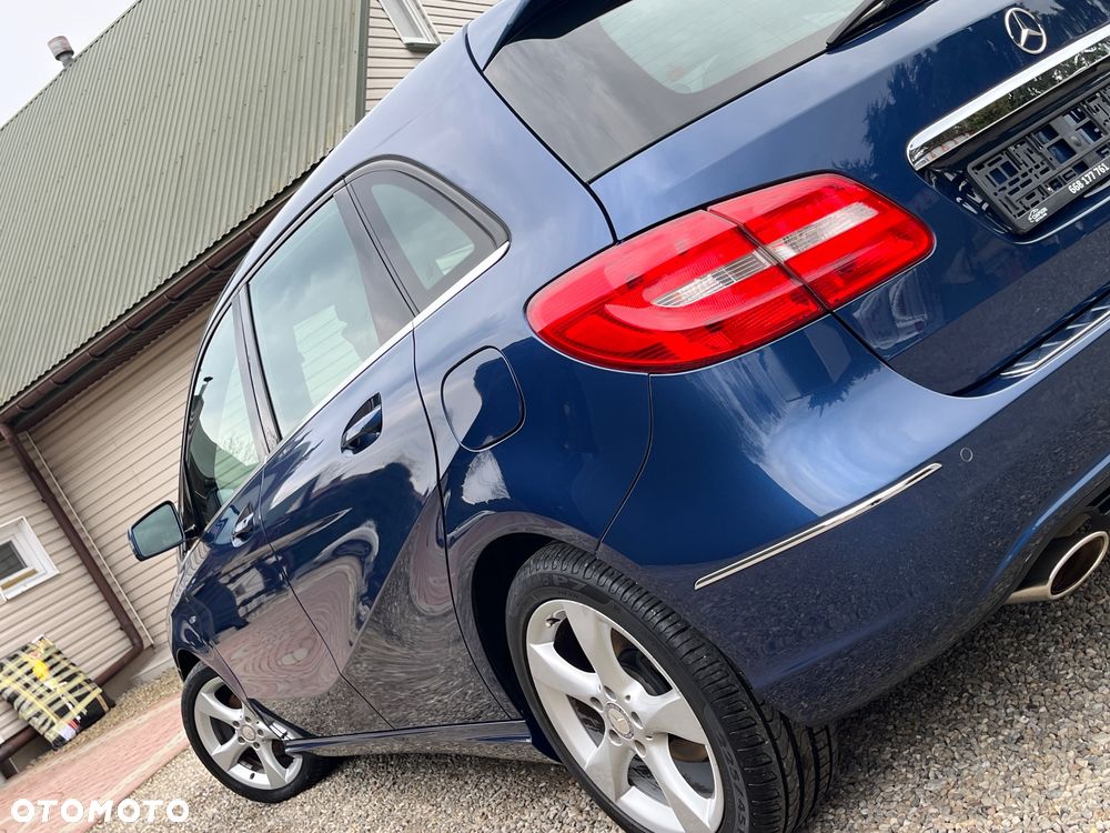 Mercedes-Benz Klasa B 180 (BlueEFFICIENCY) - 15