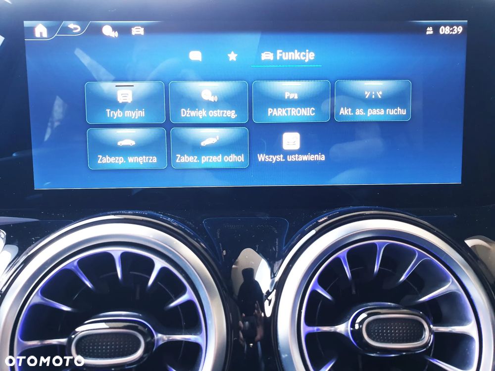 Mercedes-Benz GLB AMG 35 4-Matic - 32