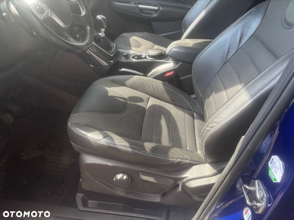 Ford Kuga 1.5 EcoBoost 2x4 Titanium - 7