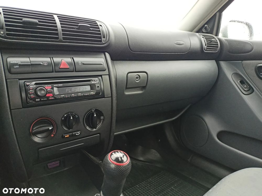 Seat Toledo 1.6 Stella - 11