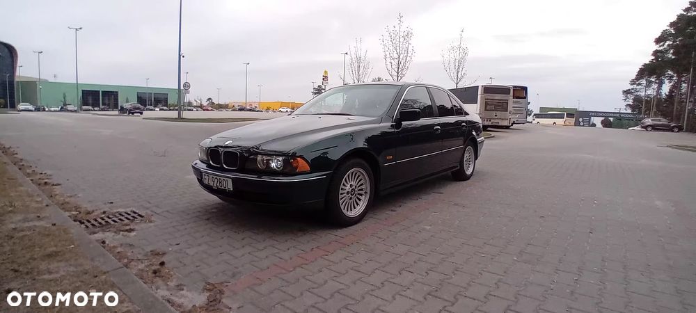 BMW Seria 5 520i - 3