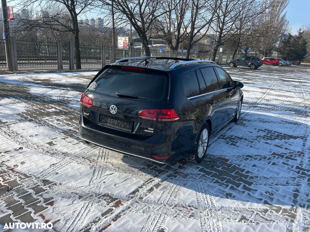 Volkswagen Golf 1.6 TDI BlueMotion Technology DSG Trendline - 5