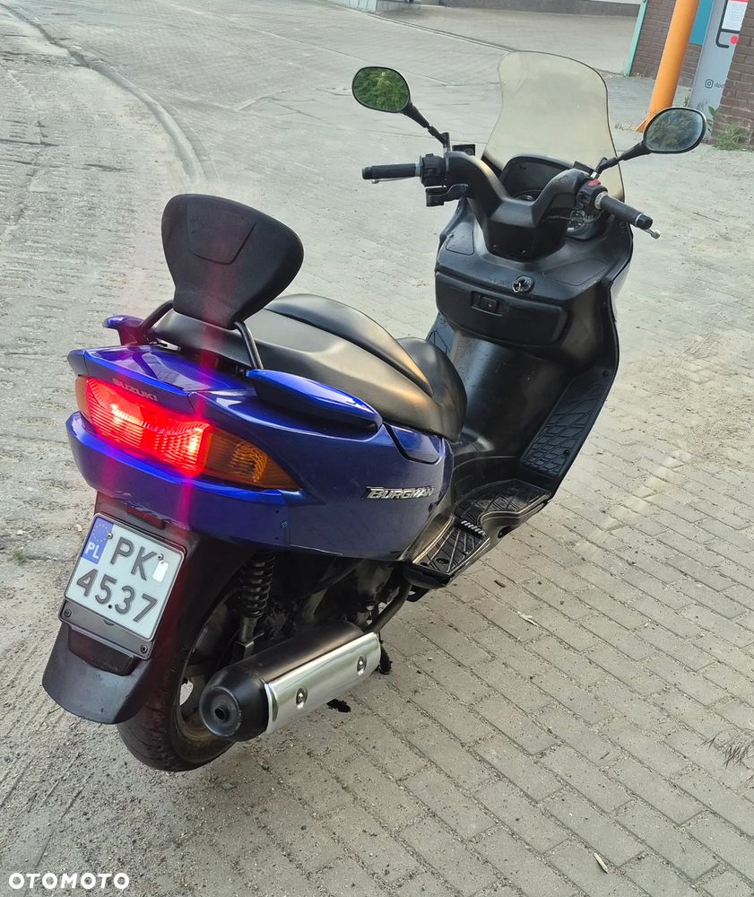 Suzuki Burgman - 6