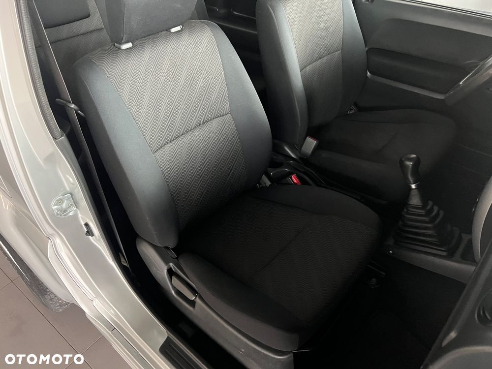 Suzuki Jimny - 22
