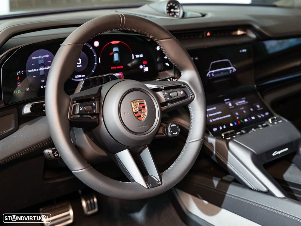 Porsche Cayenne Electric - 20