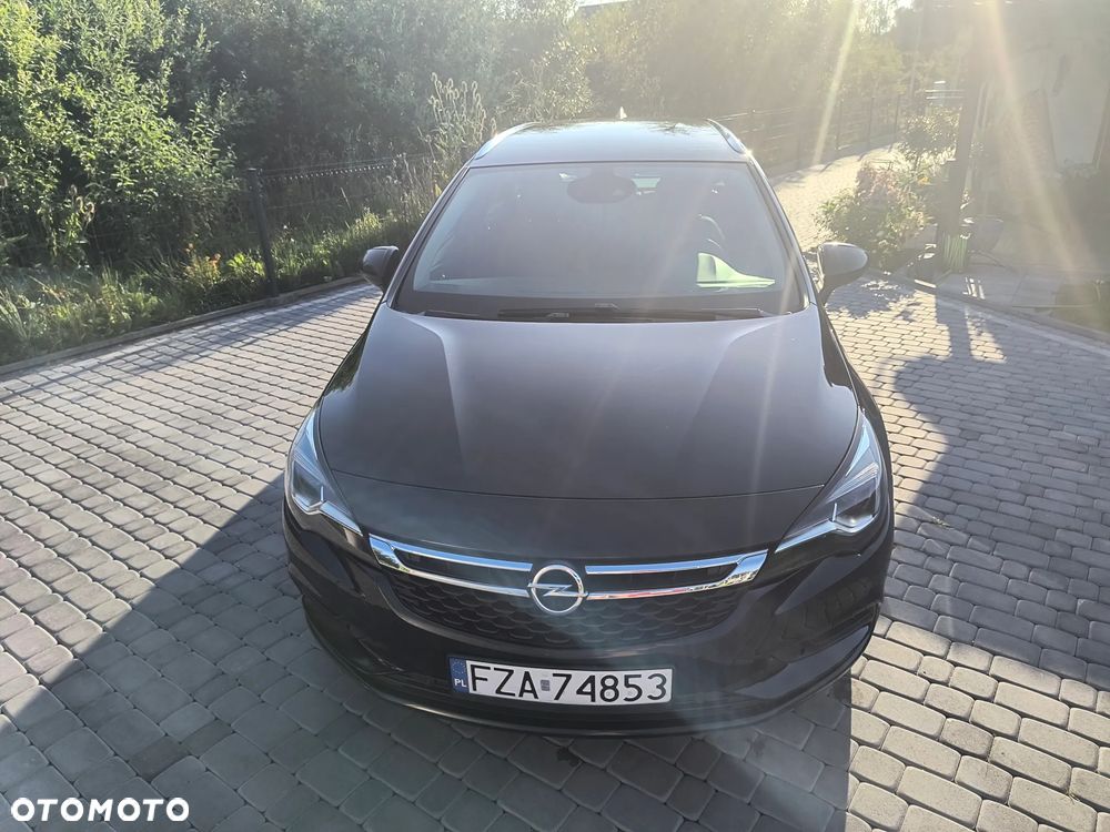 Opel Astra 1.6 CDTI Elite S&S - 4