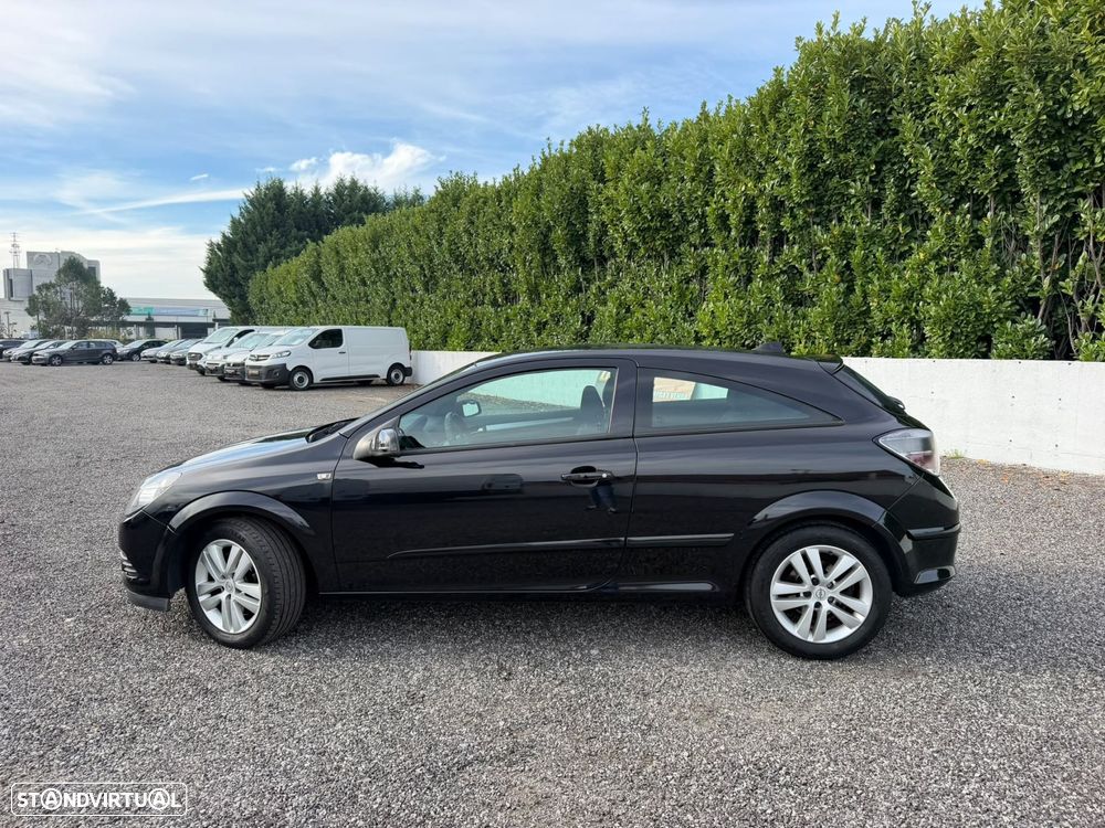 Opel Astra GTC 1.7 CDTi - 12