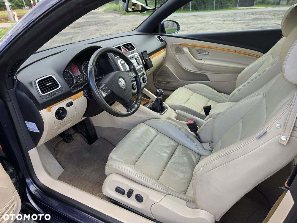 Volkswagen Eos - 15