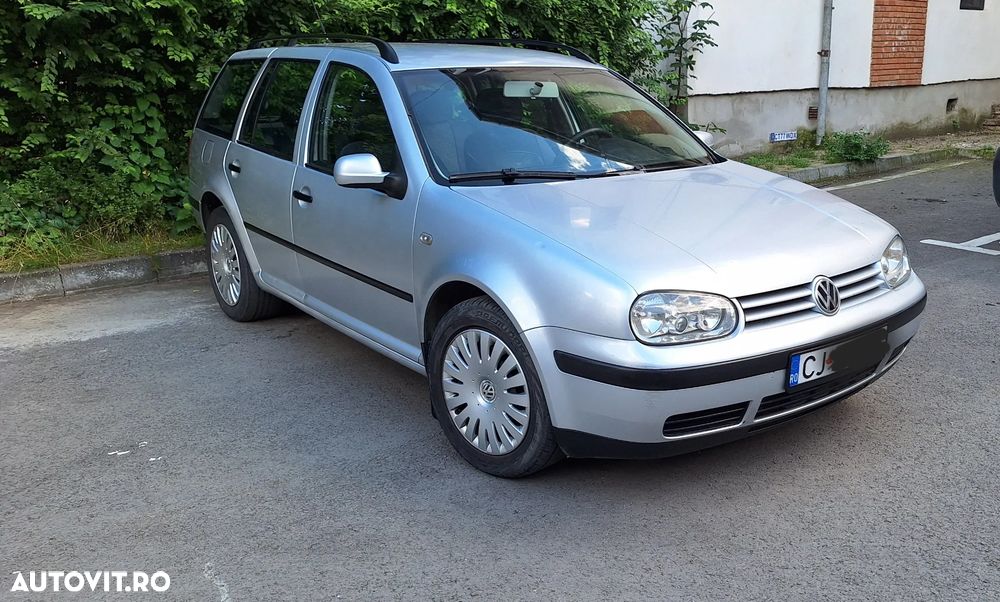 Volkswagen Golf - 3