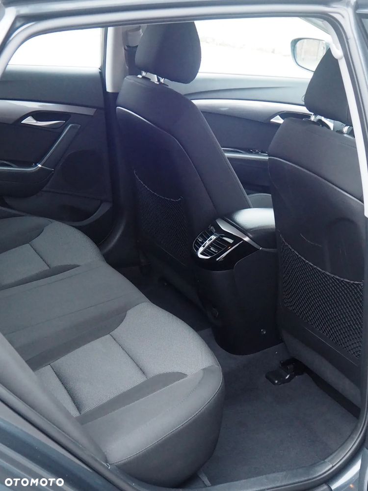 Hyundai i40 1.7 CRDi BlueDrive Comfort - 23