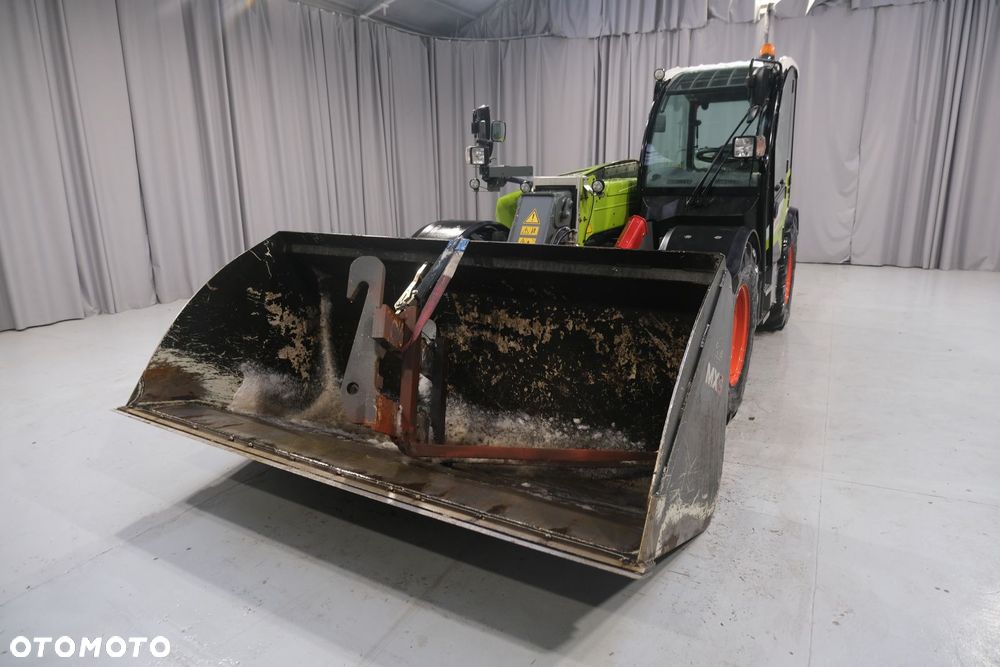Claas SCORPION 741 VARIPOWER - 1