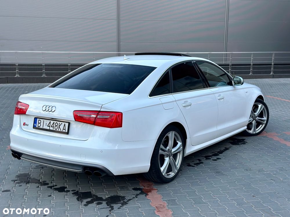 Audi S6 2014 photo 4